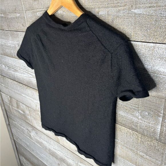 J Crew small Italian cashmere 100% cashmere black short sleeve top - Picture 2 of 4
